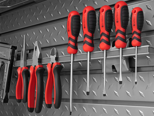 40-Piece Slatwall Accessory Kit