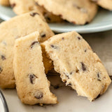 Chocolate Chip Shortbread in Free Gift Tin